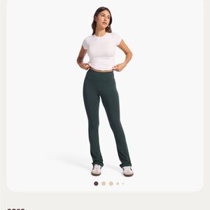 NUUDS Women's Alpine Green Swift Reset Legging